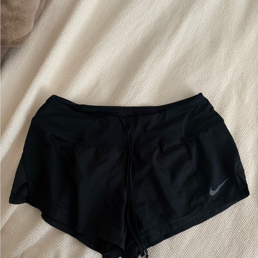Nike Black Athletic Shorts Moisture-Wicking Elastic Waistband